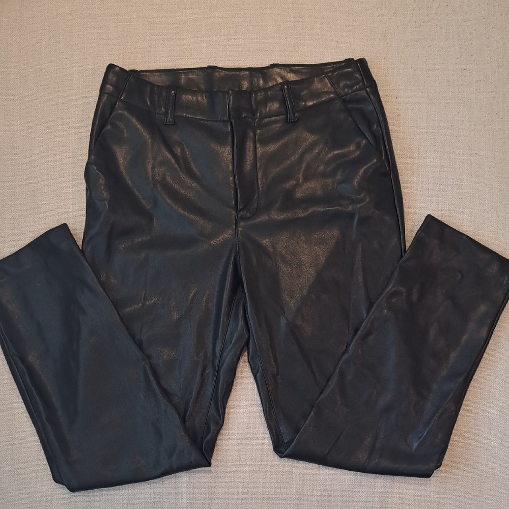 GAP Black Ankle Cropped Pants